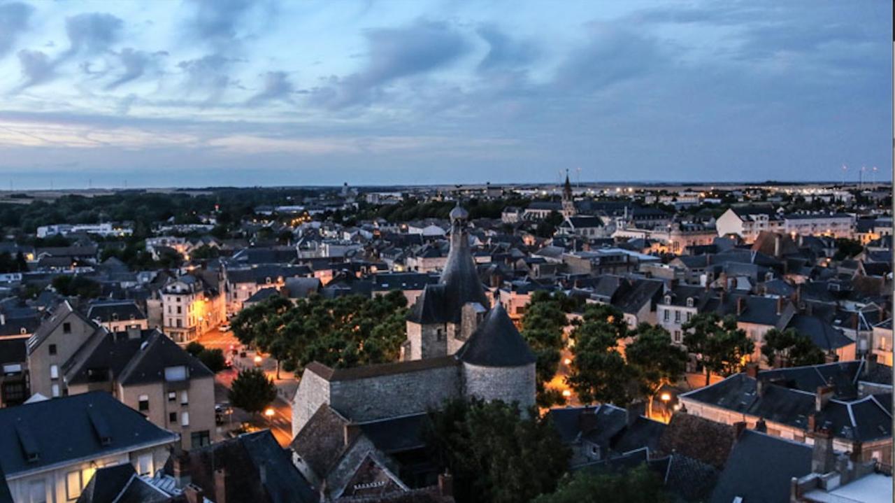 Appart' Prive A Issoudun : Confort Et Style Exterior foto